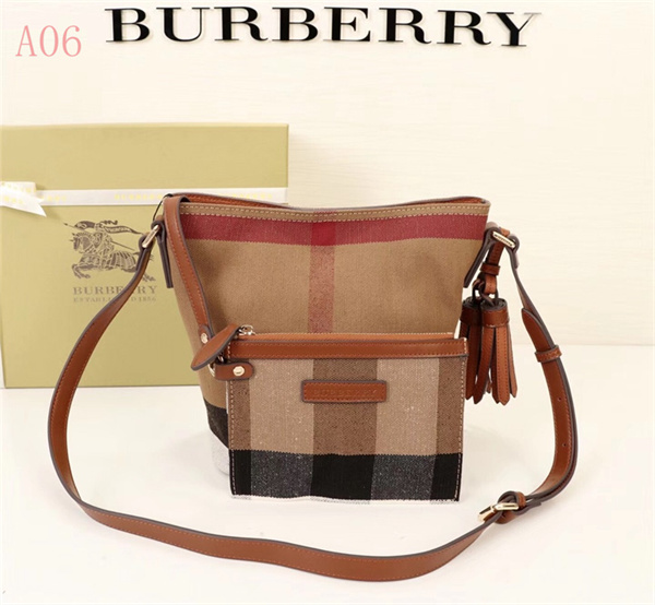 Burberry Bags AAA 004